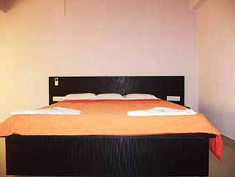 Hotel Silver Natural Farm House, Daman 5
